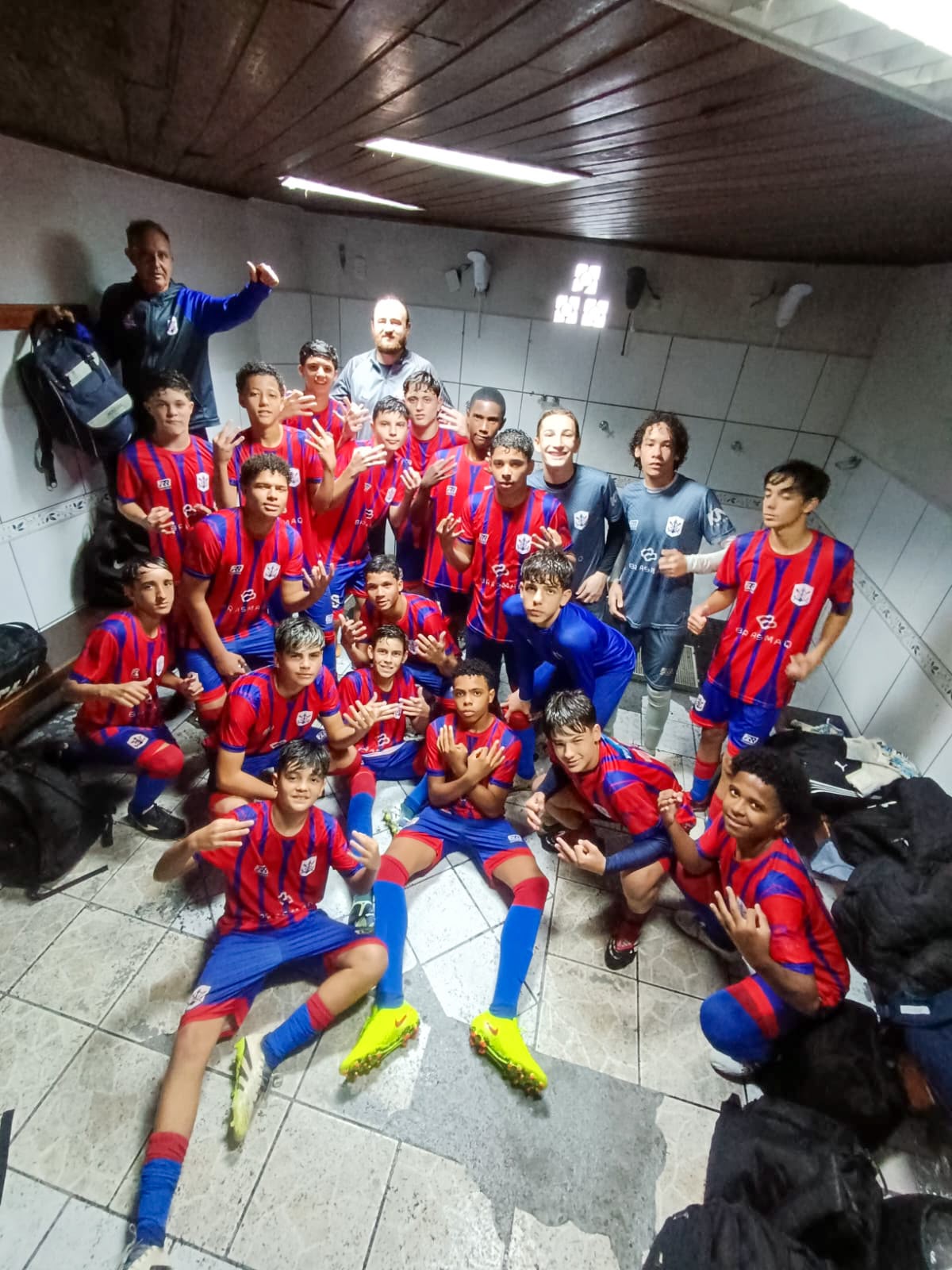 Sub-15 garante vaga na semifinal da Copa ACEF